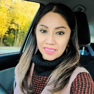 Meet your Posher, Deysi